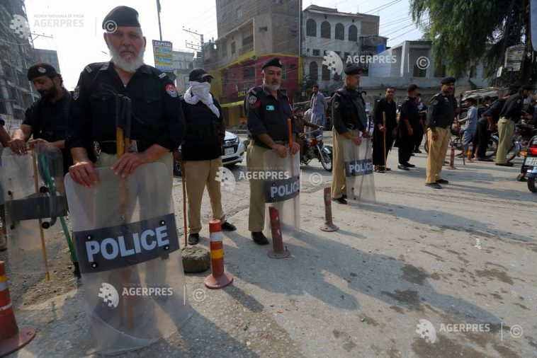 Pakistan: Sute de susținători ai fostului premier încarcerat Imran Khan, arestați într-o provincie din nord