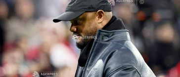 Fotbal: Vincent Kompany, antrenorul lui Bayern, se simte mai bine după leșinul de vineri