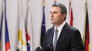 VIDEO Ministerul Agriculturii pregătește cu Banca Mondială o schemă de asigurare a riscului de secetă de până la 90% (ministru)