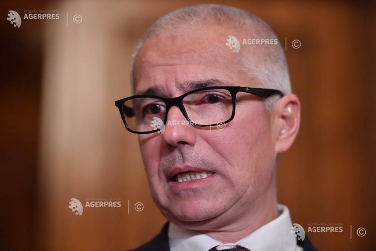Marinescu, despre atacul de la școala din Bistrița: Trebuie să abordăm problema accesului tinerilor la rețelele sociale
