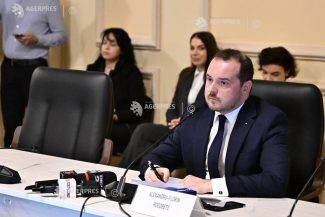 Rogobete: Lui Bolojan îi este greu să înțeleagă un tabel macroeconomic și macroeconomia, în general, n-a înțeles-o