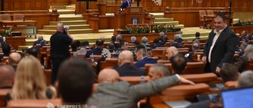 VIDEO Parlament – învestire Guvern/ Simu: Parlamentarii Unit nu vor vota acest Guvern