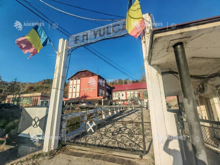 Hunedoara: Protestul de la exploatarea Vulcan continuă; 67 de mineri sunt încă în subteran