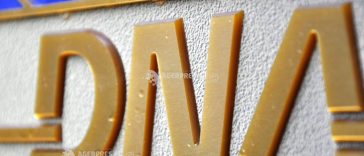 DNA: Primarul din Slănic Moldova – prins în flagrant când primea 6.000 de euro mită