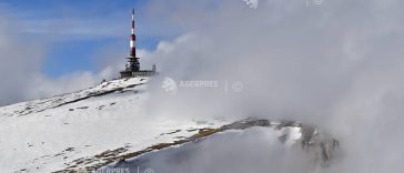 VIDEO Prahova: Iarna s-a instalat la altitudini mari; în weekend, condițiile meteorologice pot deveni deosebit de dificile