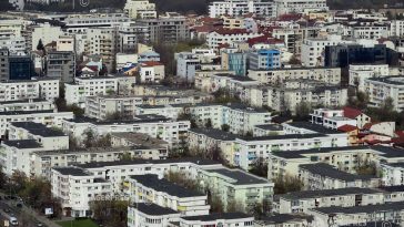 Raport Greenpeace: București, pe ultimul loc în clasamentul european al tranziției sistemelor de încălzire urbană