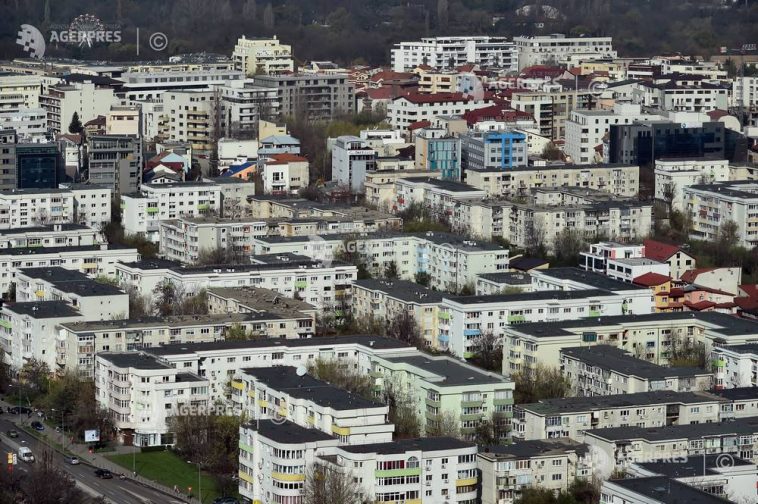Raport Greenpeace: București, pe ultimul loc în clasamentul european al tranziției sistemelor de încălzire urbană
