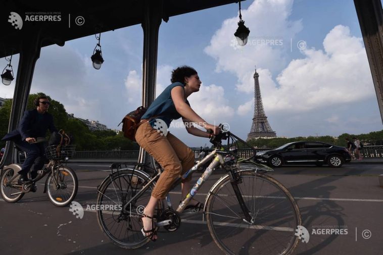 Parisul va investi 200 de milioane de euro pentru extinderea rețelei de piste pentru biciclete