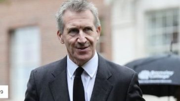 Guvernul britanic îi îndeamnă pe toţi cetăţenii să îşi facă rezerve de apă şi de alimente