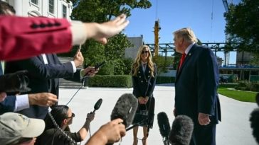 Beijingul o invită ”mai des” în China pe noua purtătoare de cuvânt a lui Trump, după ce spune că chinezii ”n-au nici măcar toalete adevărate”