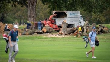 O judecătoare suspendă până la noi ordine proiectul de renovare a terenului de golf de la Washington a lui Trump