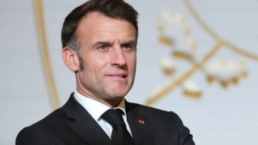 Macron urmează să efectueze un turneu în Kuwait, Emiratele Arabe Unite, Bahrain şi Qatar de luni şi până miercuri, pentru a a securiza aprovizionări cu ”motorină şi petrol” de la cele patru ţări de la Golful Persic