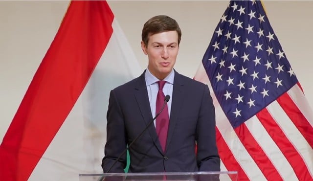 Jared Kushner critică dur revista „Vanity Fair”, pe care o califică drept „scandalosă”, după ce a publicat un articol despre presupuse conturi bancare nedeclarate deschise în străinătate