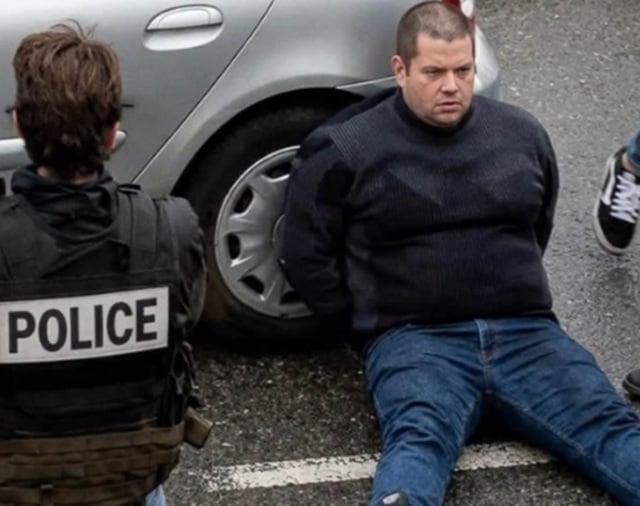 Cei patru apropiaţi ai suspectului în atacul cu mitraliera la Paris, eliberaţi. Nuñez: Suspendarea arestului preventiv al lui Kévin T. din motive psihiatrice ”nu schimbă cu nimic faptul că acesta este un atentat rasist”