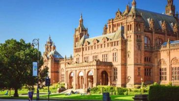 Muzee din Glasgow retrag din expoziţii rămăşiţele mumificate. Motive – „absenţa consimţământului persoanei decedate”,  „merită intimitate după moarte”
