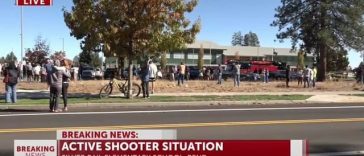 Patru persoane au fost ucise, dintre care 3 sunt copii, într-un incident armat la o şcoală primară din Oregon. Şi autorul atacului a murit