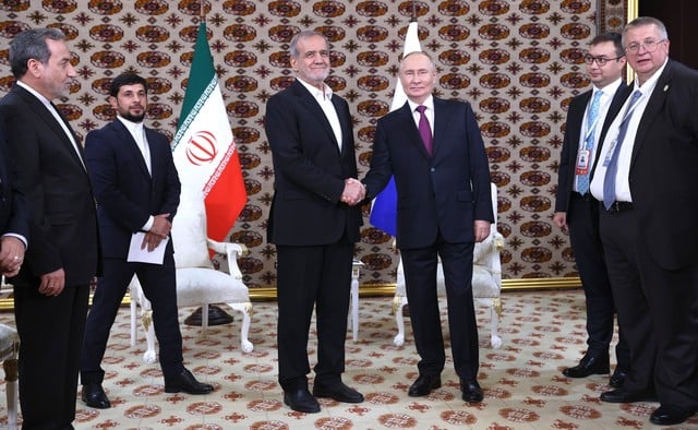 Preşedintele iranian se va întâlni cu Putin marţi, la Moscova