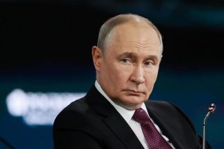 Doi lideri nordici îl îndeamnă pe Putin să pună capăt războiului din Ucraina, într-un contact direct rar între europeni şi liderul de la Kremlin. Iniţiativa stârneşte însă scepticism şi critici din partea altor doi nordici