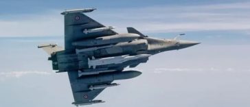 Franţa şi Regatul Unit anunţă că au efectuat pentru prima oară în istorie un exerciţiu militar nuclear comun, ””Rummy”, deasupra Mării Mediterane, în care au simulat un atac nuclear