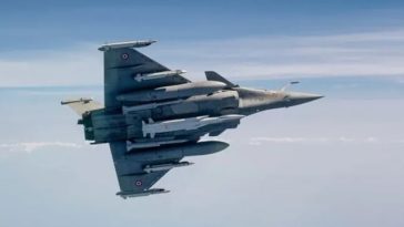 Franţa şi Regatul Unit anunţă că au efectuat pentru prima oară în istorie un exerciţiu militar nuclear comun, ””Rummy”, deasupra Mării Mediterane, în care au simulat un atac nuclear