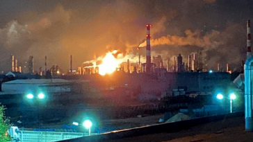 Rafinăria Rosneft din Riazan a oprit o unitate de procesare a petrolului după un atac ucrainean cu drone