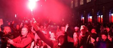 Serbia, într-o nouă eră. După înfrângerea lui Vucic, alegătorii aşteaptă să afle cum vor guverna liderii susţinuţi de studenţi. Aceştia se confruntă cu o serie de provocări dificile. Atmosferă sumbră la Moscova, care pierde un aliat