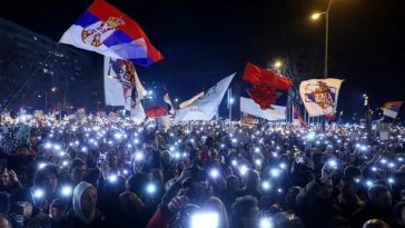 BBC: Cum l-a înlăturat pe Vucic de la putere în Serbia o mişcare studenţească