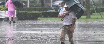Taifunul Champi în Taiwan: 56.000 de gospodării fără electricitate, un mort şi mii de persoane evacuate