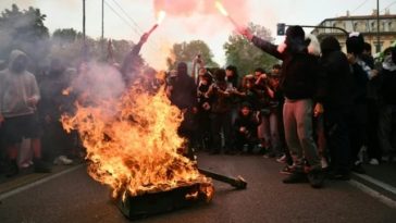 Italia, zguduită de un început de contestare antiguvernamentală ”ca în Franţa”. Ciocniri între studenţi şi poliţie la Roma şi Torino