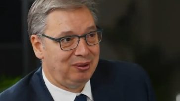 Bătăile, atacurile cibernetice şi ameninţările au aruncat o umbră asupra Serbiei lui Vucic în pragul alegerilor