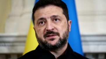 Zelenski îl sfidează pe Trump şi reia atacurile împotriva rafinăriilor ruseşti